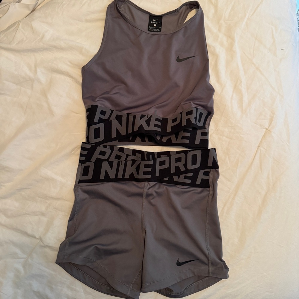 Nike Intertwist Set